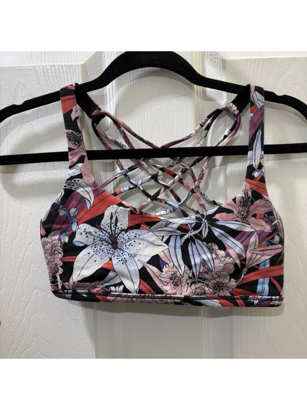 Lululemon Athletica Energy Sport Bra Floral Strapy Women 4